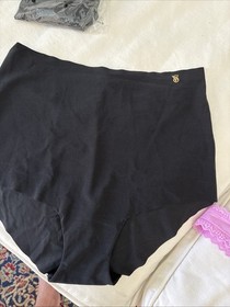 Victoria Secret Panties~Lot Of 5~Size M~ NWT