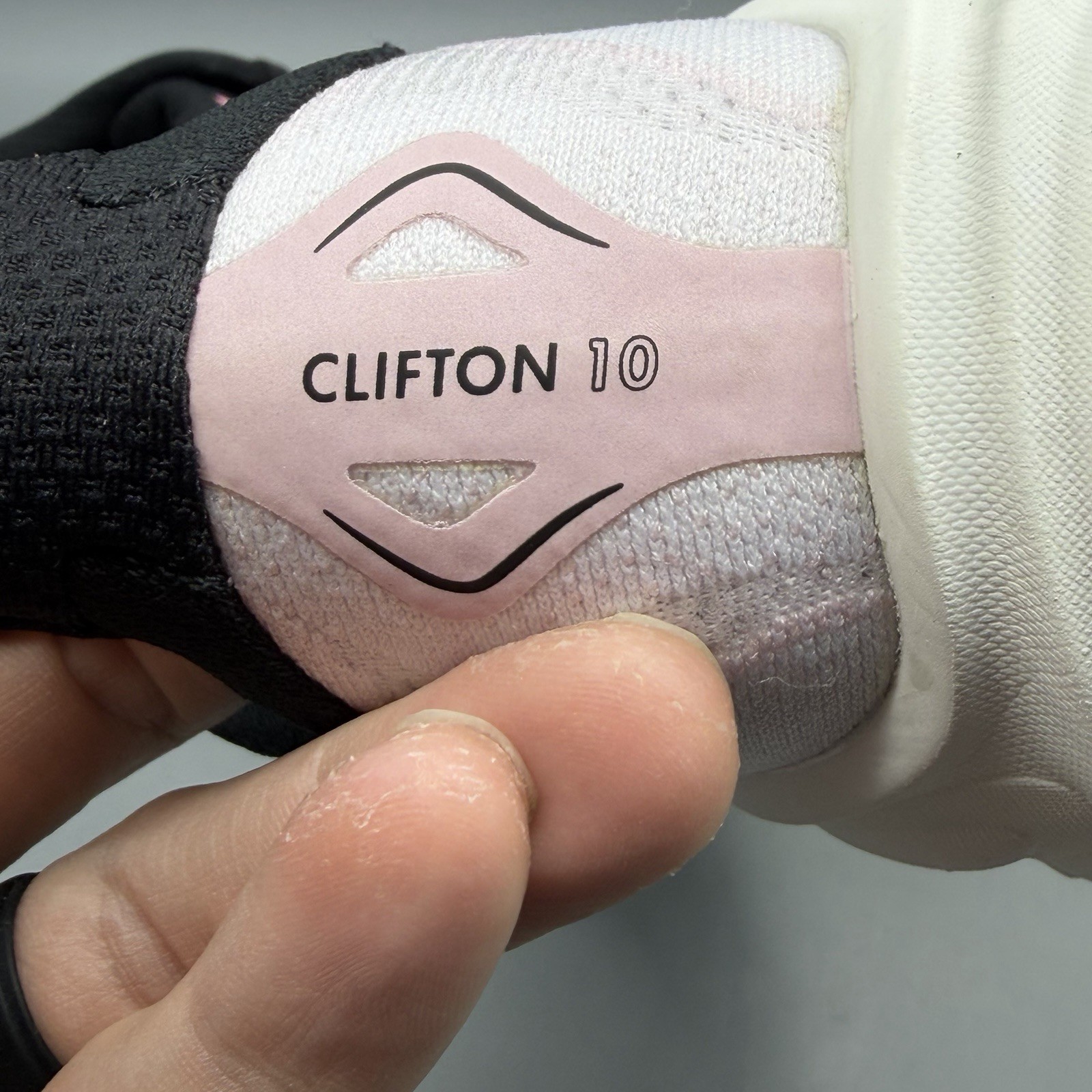 Hoka One One Clifton 10 Women’s 8.5 B Shoes 1162031 CTNS Pink Running Gym EUC! thumbnail 15