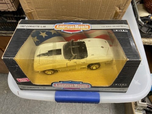 1967 Chevrolet Chevy Corvette L-88 Car 1/18 American Muscle NIB ^ Collector Box - Picture 2 of 7