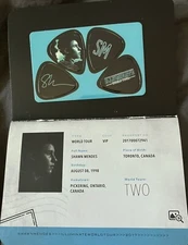Shawn Mendes Guitar Picks Set 2017 Illuminate World Tour 4 Picks + Passport RARE