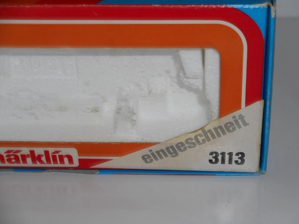 Rare Marklin 3113 OBB Steam Tank Loco. 3 rail AC.Excellent Cond.Lights.HO. Boxed - Image 2 of 4