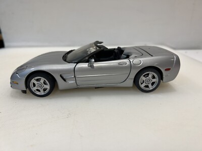 Franklin Mint 1998 Chevrolet Corvette Convertible Light Pewter
