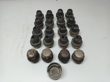 LAND ROVER DISCOVERY 3 L319 2.7L AJDV6 DIESEL-SET OF LOCKING WHEEL NUTS