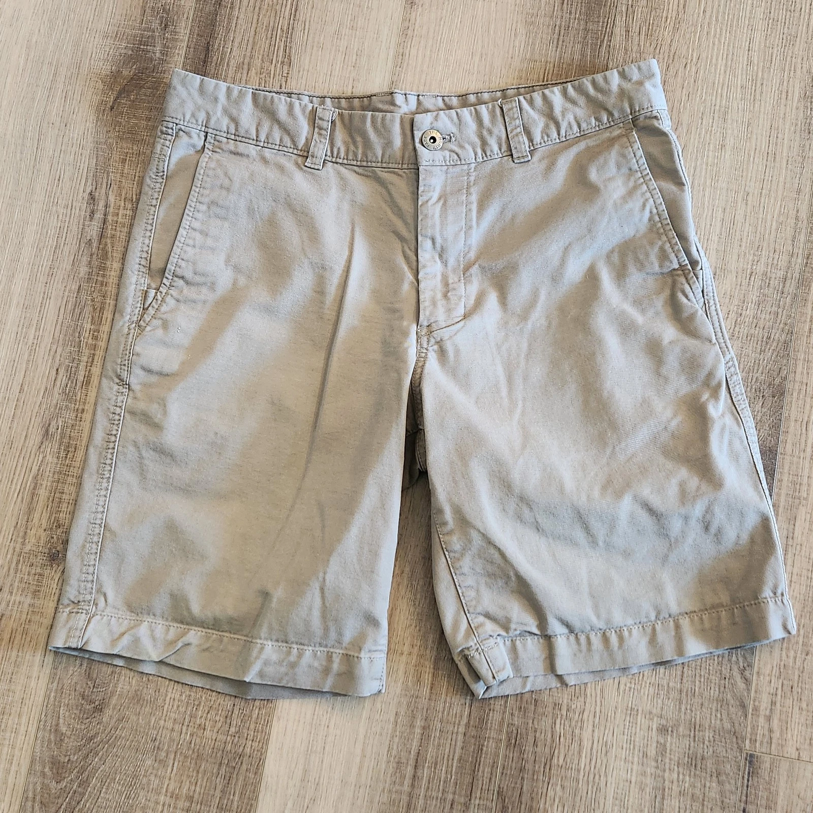 The North Face Mens 32 Khaki Shorts Cotton Stretch Outdoor Casual 9” Inseam