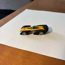 Mattel 2000 Hot Wheels Shredster Yellow/Black Car #56139 loose