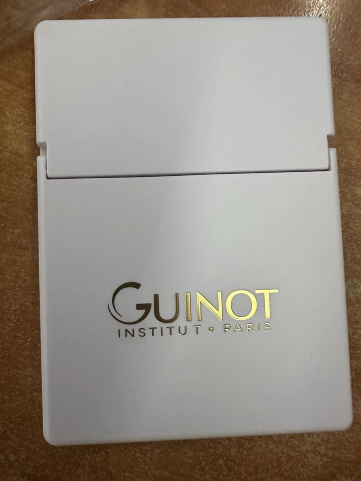 Guinot Kit 50 PAPIERS MATIFIANTS Con Specchio RIF: 0617840 Nuovo In Blister - Immagine 2 di 4