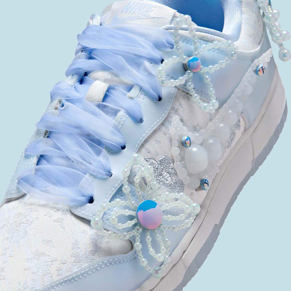 Womens Nike Dunk Low Susan Fang Artist Collection Hydrogen Blue 