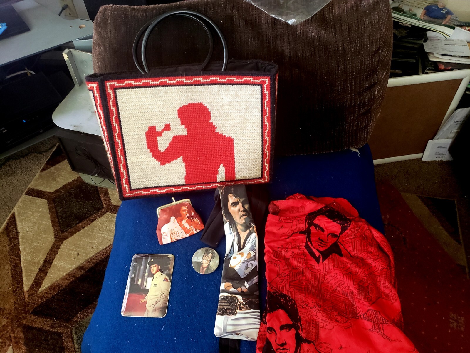 ELVIS  PRESLEY IN CONCERT ITEMS   MUST SEE 1970S