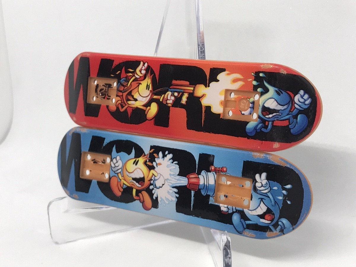 Rare Vintage Tech Deck World Industries! Flameboy vs Wet Willy