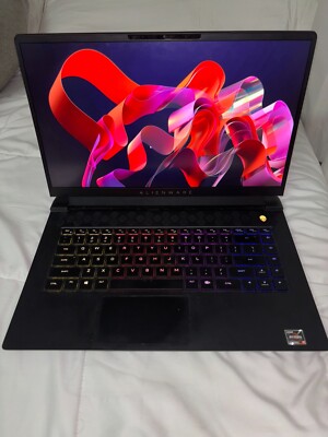 Dell Alienware M15 R5 15.6  (1TB SSD,AMD Ryzen R9, 3.3 GHz,16GB)-Gaming Laptop