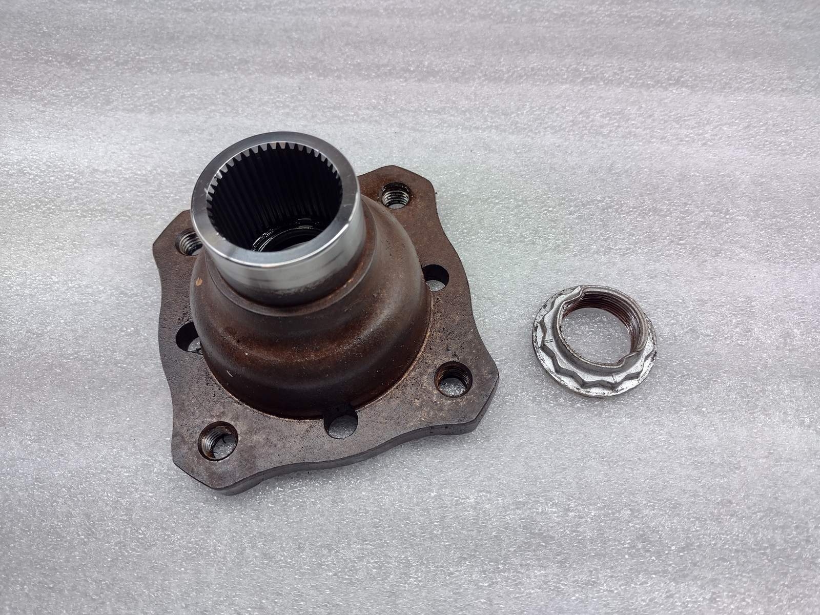 Transmission Output Flange 2014-2021 Ram 1500 2WD 5.7L 8HP70 