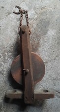 Antike Umlenkrolle, Seilzug, Seilwinde, Flaschenzug, Holz, Kette, Antiquität