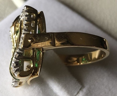 Anello in Oro Giallo 750°/°° 18 kt. Smeraldi Naturali e Diamanti Valenza - Foto 9 di 12
