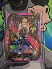 2025 Select WNBA Premier Level Paige Bueckers (RC) #118 Pink Flash Prizm Wings