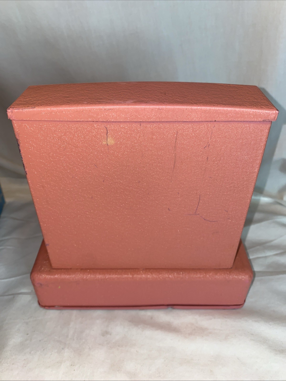 как выглядит Vintage Tom Thumb Metal Cash Register Toy Western Stamping Pink Working фото
