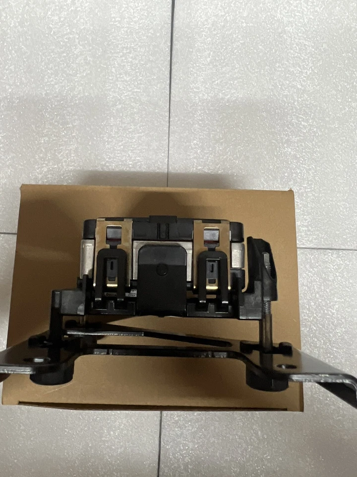 SKODA FABIA 2015 - 2021 MK3 RADAR CONTROL SENSOR WITH HOUSING ACC NEW 5Q0907561P - Image 4 of 4