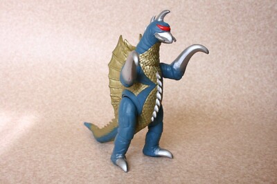 Bandai Gigan Figure Gozilla Monster Kaiju 1998 Toho Movie
