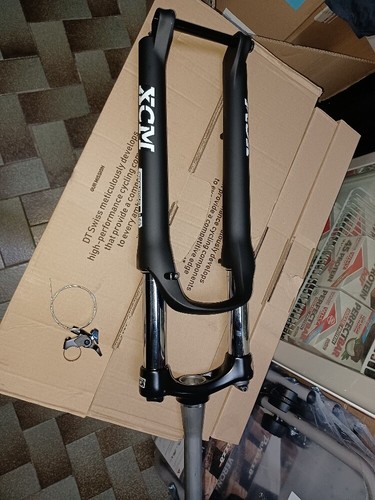Predám vidlicu SR Suntour Xcm34 Boost - Odpružené vidlice na 29