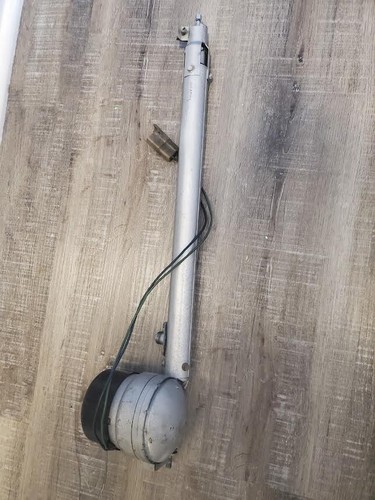 1965-1969 Cadillac SDV Coupe Deville RWD Fleetwood Rebuilt Power Antenna (Long) - Foto 5 di 7