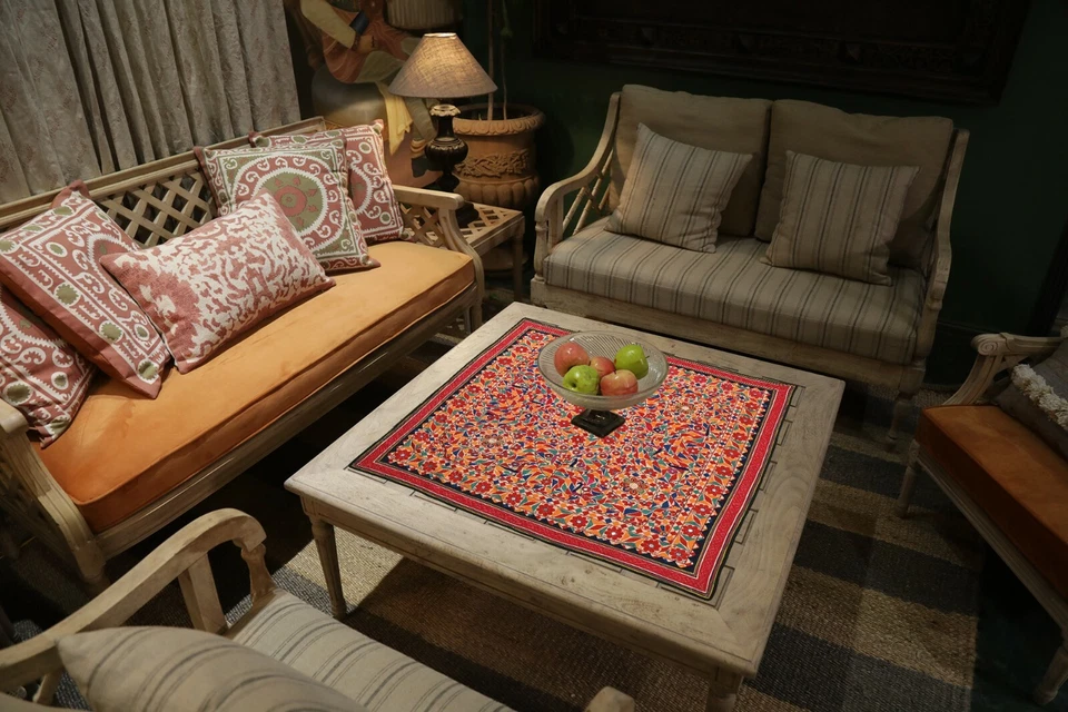 Tapiz vintage bordado Gujrati textil colgante de pared decoración arte 5,4 X 5,4 pies Foto 4 de 4