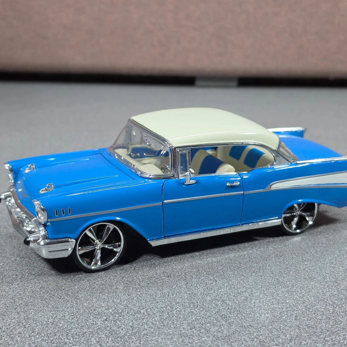 Chevrolet 1:24 1957 Year of Manufacture Vintage Manufacture