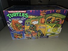 2021 Playmates Teenage Mutant Ninja Turtles TURTLE PARTY WAGON Mutant Attack Van
