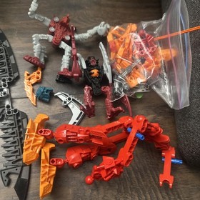 Lego Bionicle 8978 glatorian 8740 8975 8974 lot