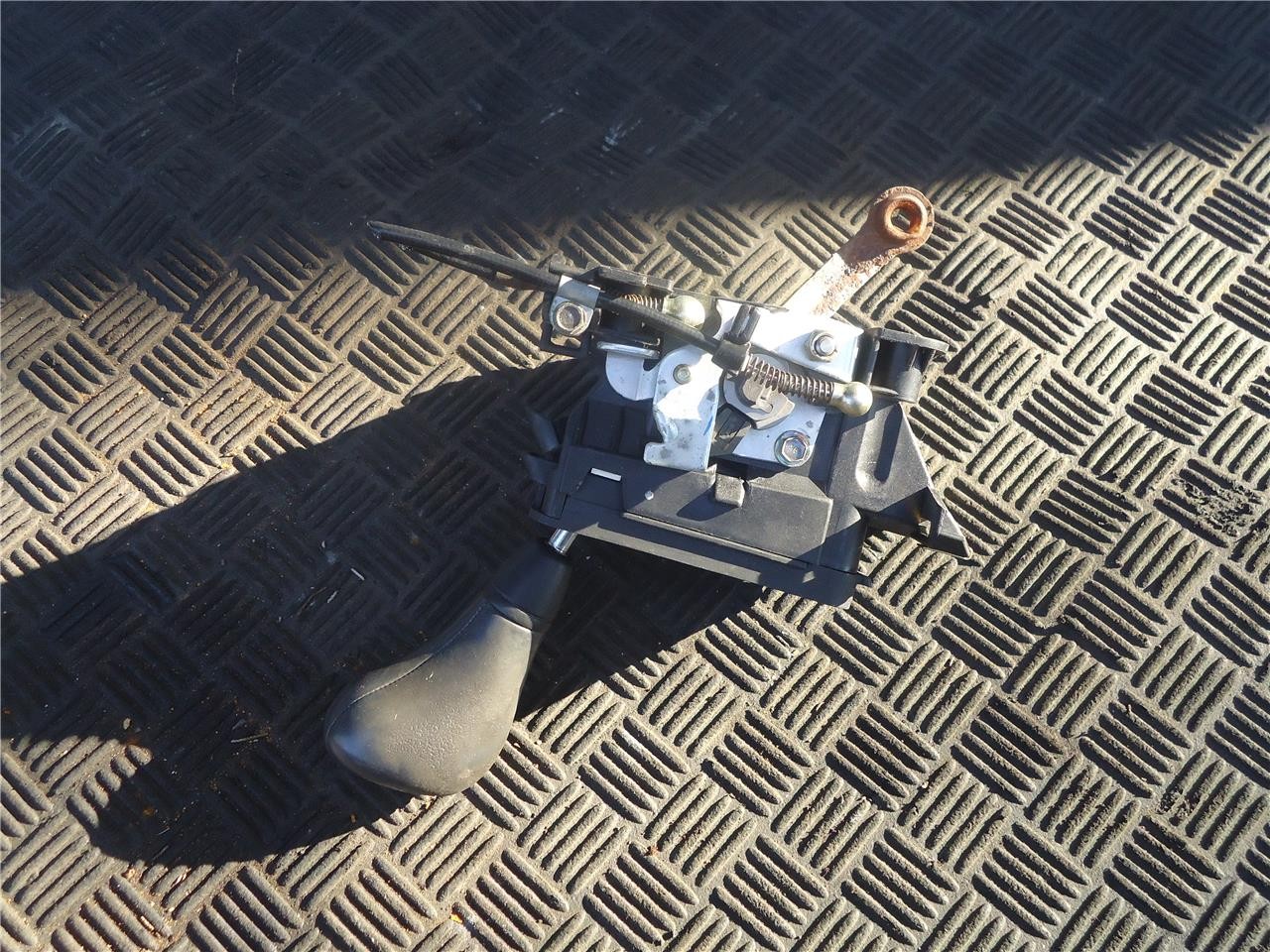 1996 MERCEDES BENZ C220 Automatic Transmission Floor Shifter