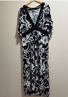 Enfocused Studio Black Floral Maxi Dress Size 22w