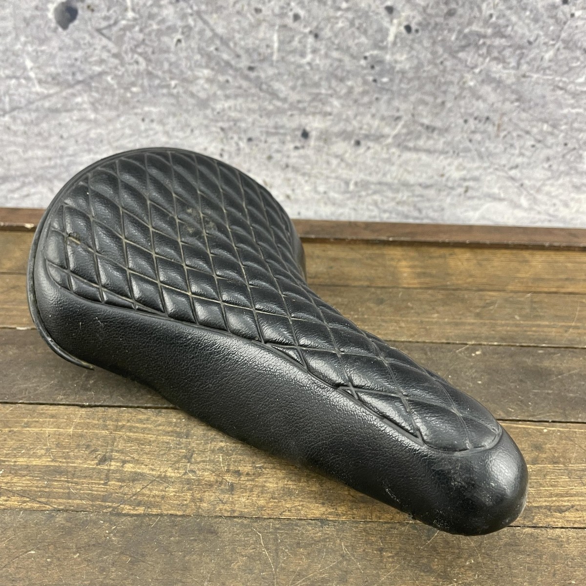 Vintage Rampar Seat Old School BMX Padded Quilted Pleated Raleigh