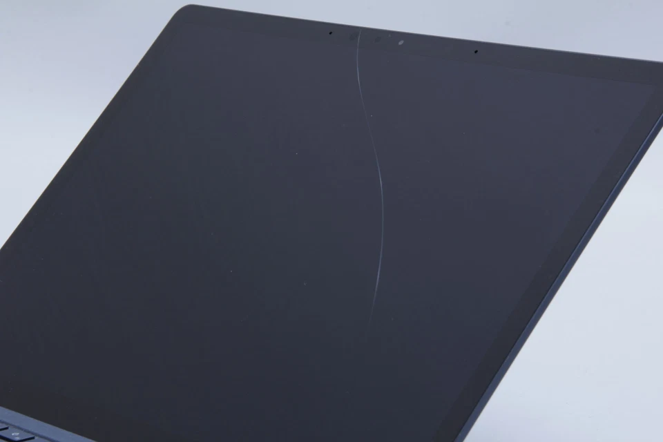 Microsoft Surface Laptop Intel i7 7th Gen 16GB RAM 512GB NVMe SSD Windows 11 Pro - Image 2 of 4