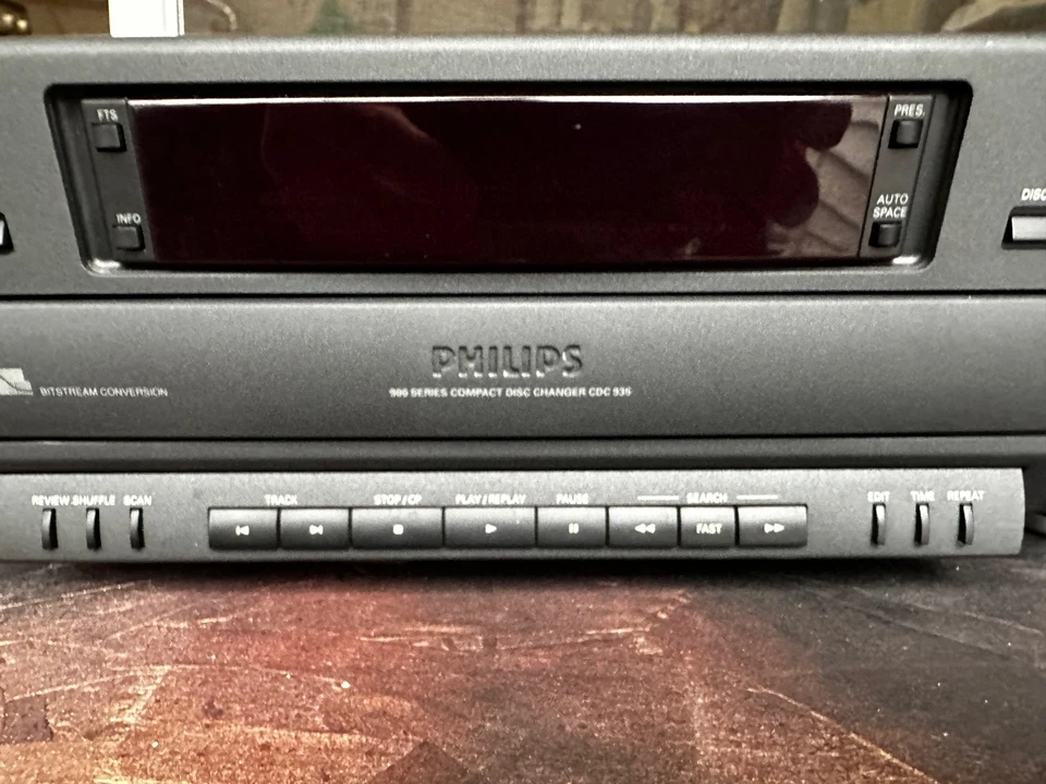 Vintage Philips 900 Series 5 DISC MULTI CD Changer CDC-935 - Amazing sound! - Image 2 of 4