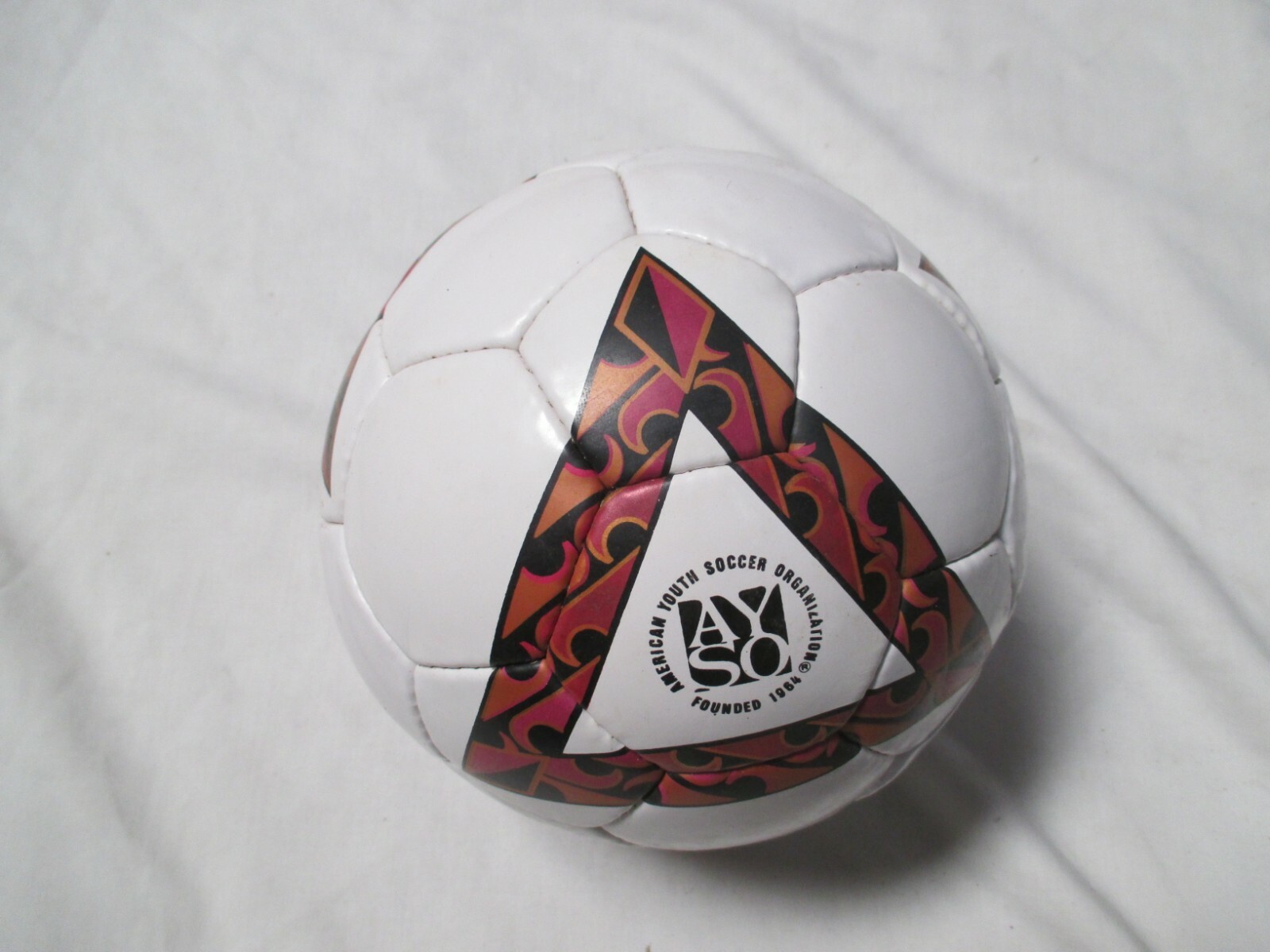 SPALDING AYSO SOCCER BALL SIZE 4 (WHITE/PURPLE/GOLD) eBay