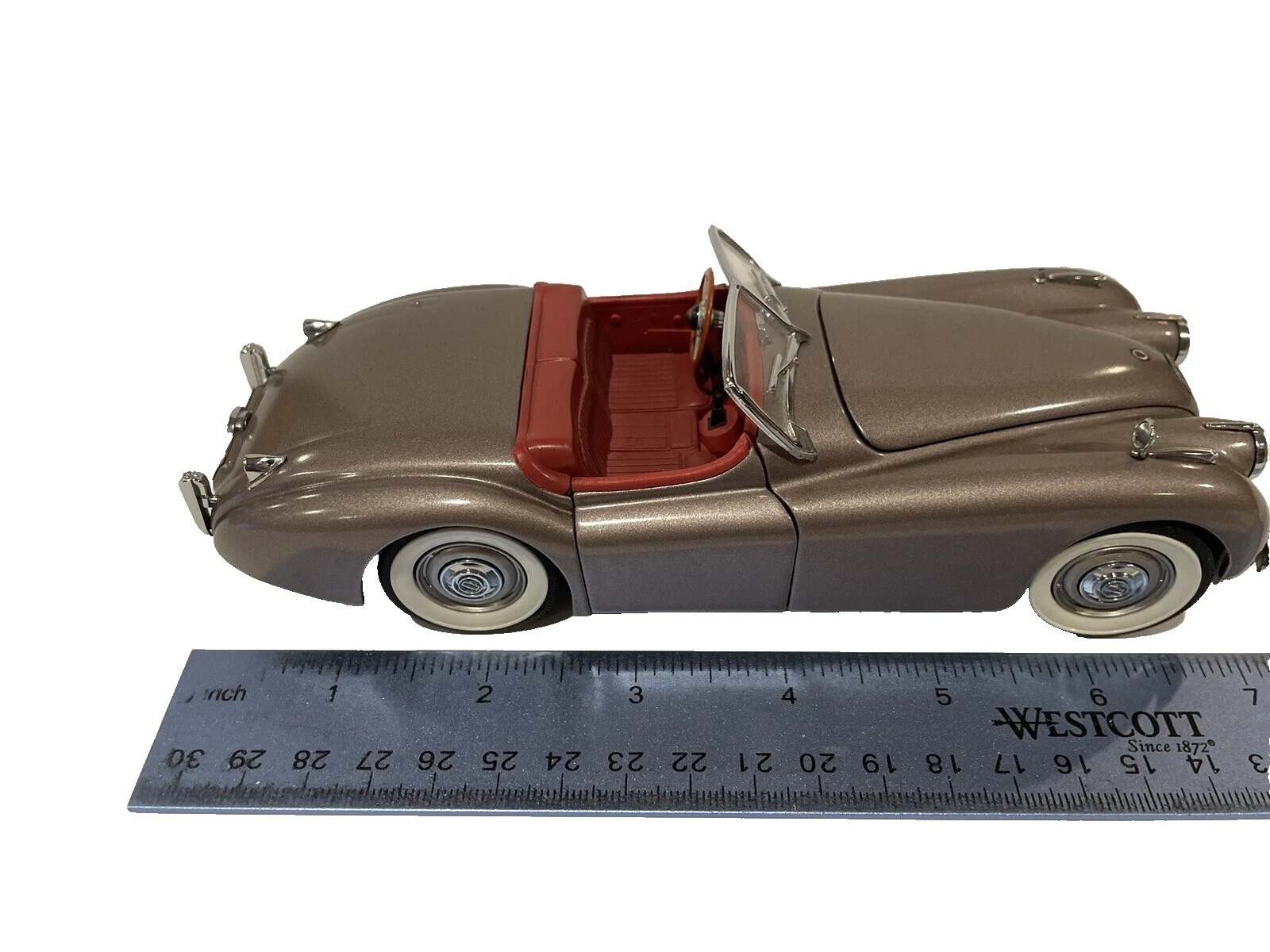Danbury Mint Jaguar 1:24 vehículos diecast y de juguete