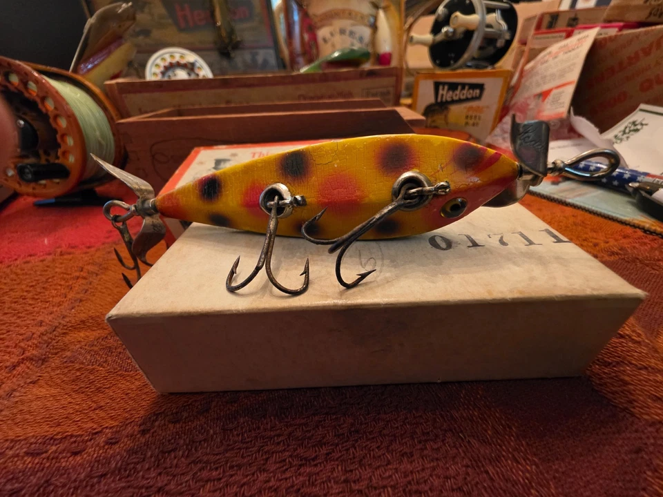 Plataformas en L Minnow submarinas de 5 lados Early Heddon “00” de colección, accesorios de hoja marcada Foto 4 de 4