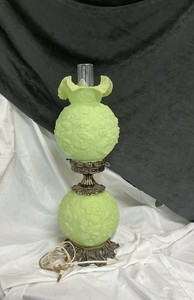 Vintage GWTW Fenton Poppy 24 In Uranium Glass Table Lamp