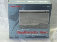 Radio Shack Weatheradio with Alert Vintage Weather Crystal Controlled 12-240