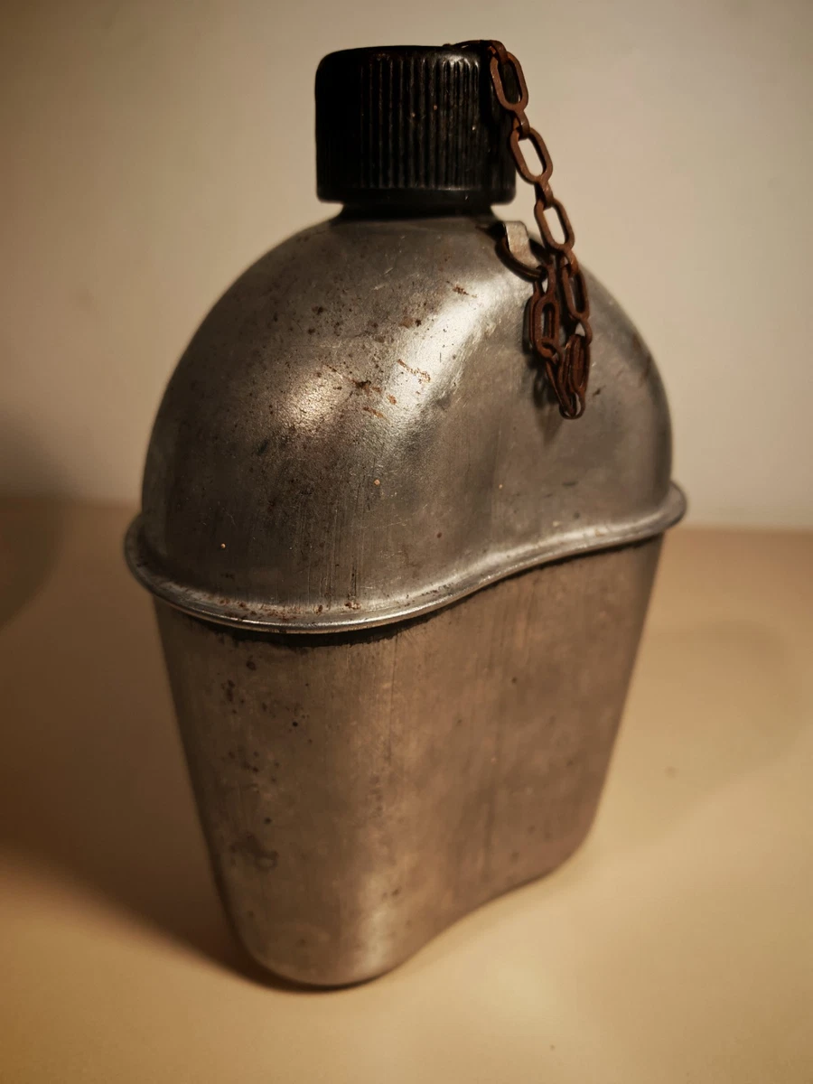 Ancienne Gourde Militaire En Alu Avec Sa Housse. Militaria | eBay