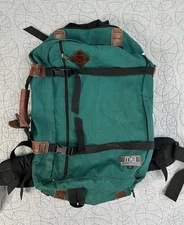 Vintage Mountain Equipment Inc. Convertible Travel Duffle Bag / Backpack USA MEI