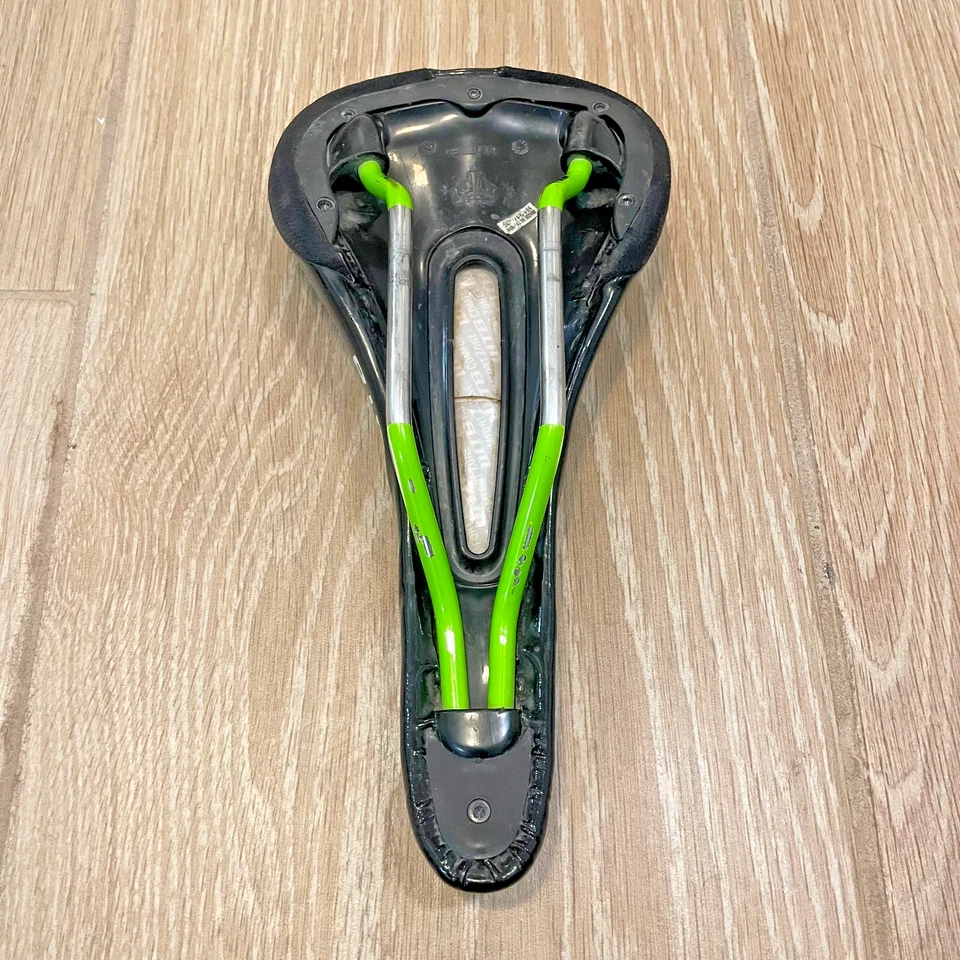 WTB Volt 黑色山地车自行车鞍座男女通用座椅微型管状导轨 — 第 3/4 张图片