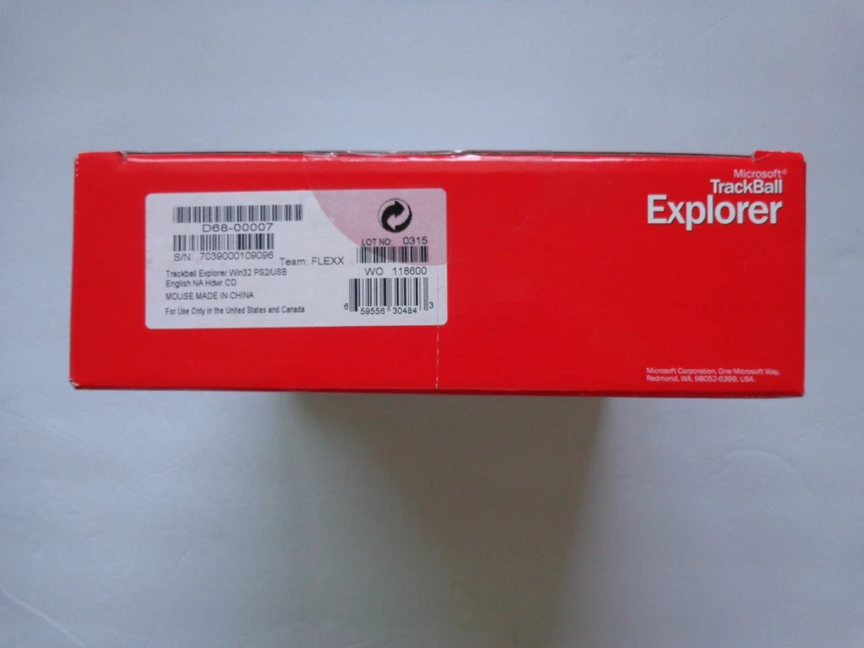 Microsoft Trackball Explorer Mouse D68-00007 - Image 4 of 4