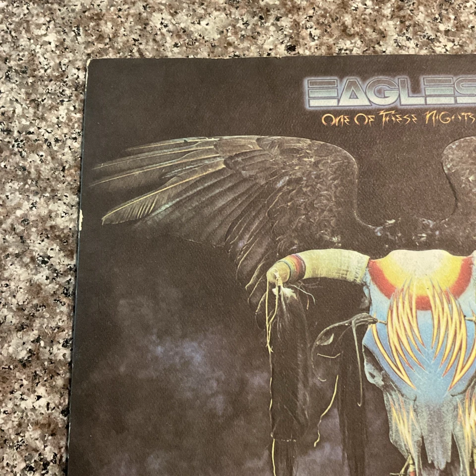 Eagles One of These Nights Vinyl Record 1975 LP 7E-1039 Tested Foto 2 de 4