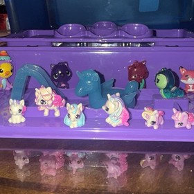 Hatchimals CollEGGtibles Purple Playset Carry Case Lot with Figures