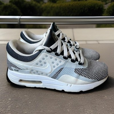 Nike Men s Air Max Zero Essential  Oreo  Size 8