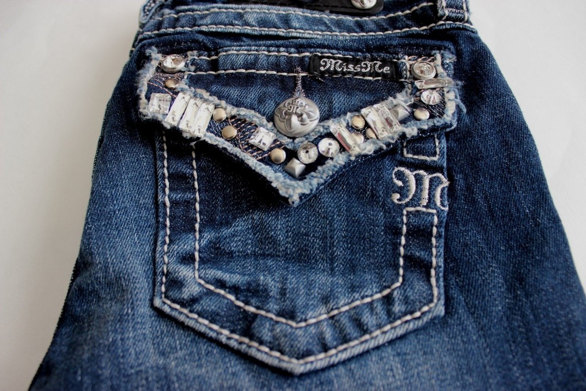 コンビニ×B'z Bling Rhinestones Tumbler | 20 oz Premium Insulated | MyBevi