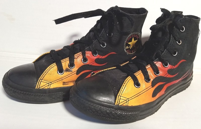 CHUCK TAYLOR BLACK WITH FLAMES HIGH TOP SNEAKERS BOYS 3 US MADE BY CONVERSE