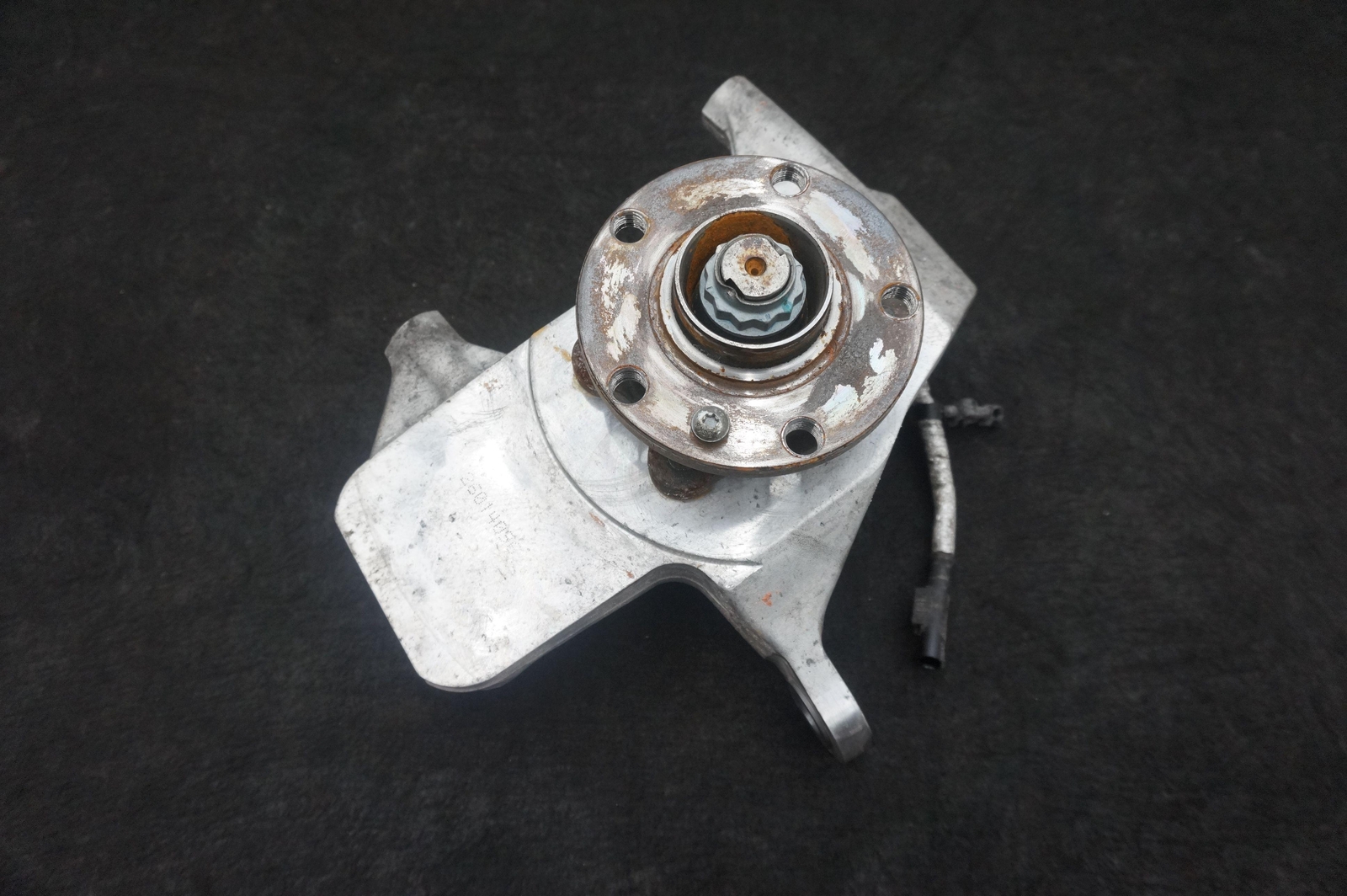 Front Right Suspension Spindle Knuckle Wheel Bearing 11B0114CP McLaren 650S 2015