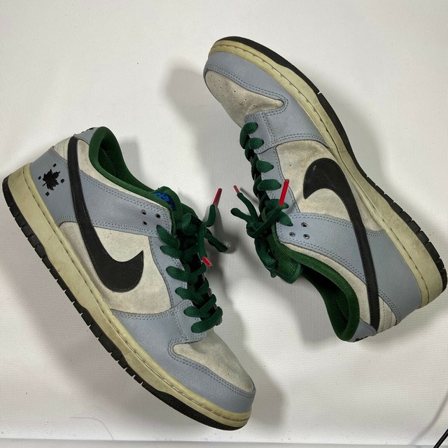 nike sb maple leaf