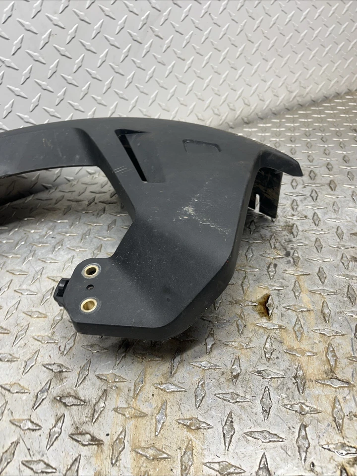 Soporte guardabarros rueda delantera izquierda Can Am Ryker 600 19-21 705011696 Foto 3 de 4