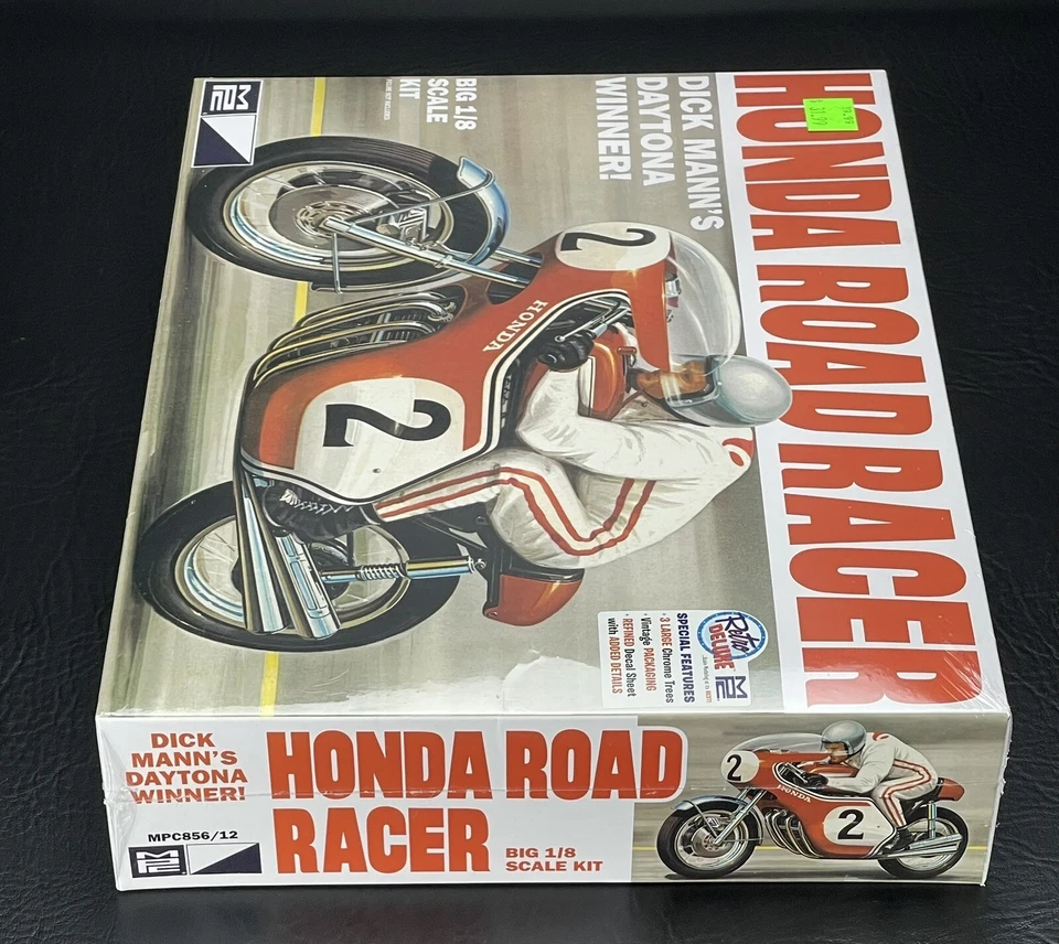 MPC 1:8 Big Scale Kit Honda Road Racer Dick Mann's Daytona Winner! NEW/Sealed - Image 4 of 4